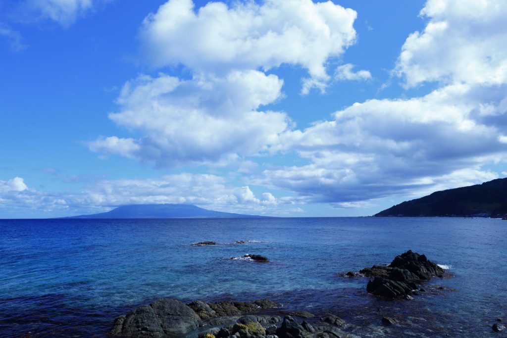 礼文島から眺める利尻富士